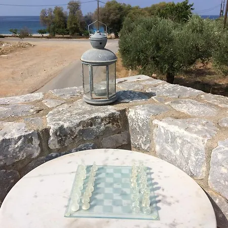 Leonidas Stone Houses Near Beach 50 Meters Away From Tavern With Local Food *